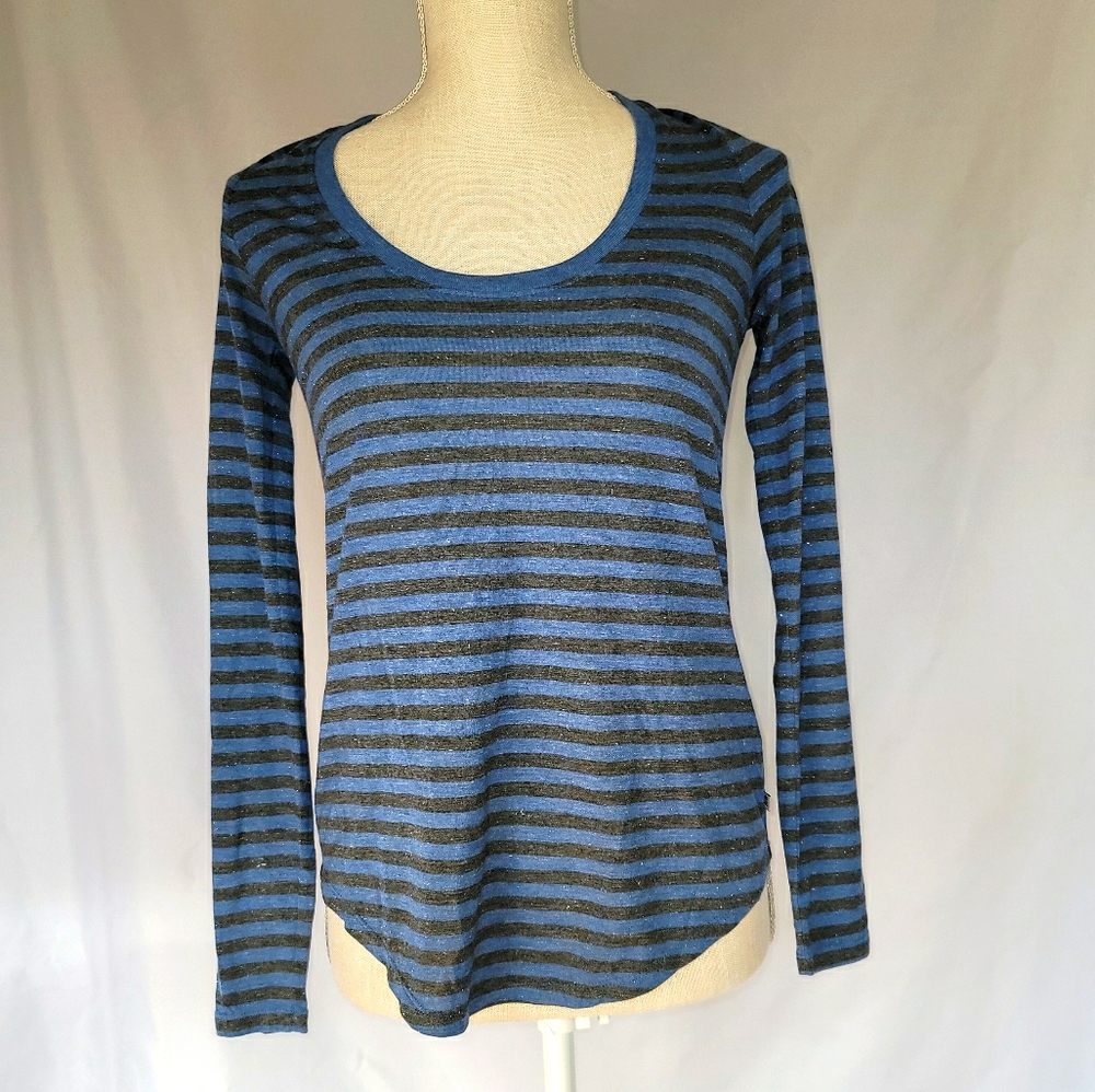 Juicy Couture Women's Long Sleeve Shirt Size Small